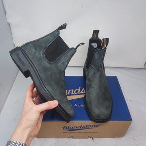 Blundstone BL1308 Dress Chelsea Boot in Rustic Black (retails for $214.95)